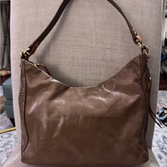 HOBO Classic Tan Leather Hobo Bag - Picture 4 of 14
